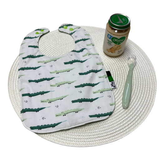 Jonge knoeiers krokodillen slab